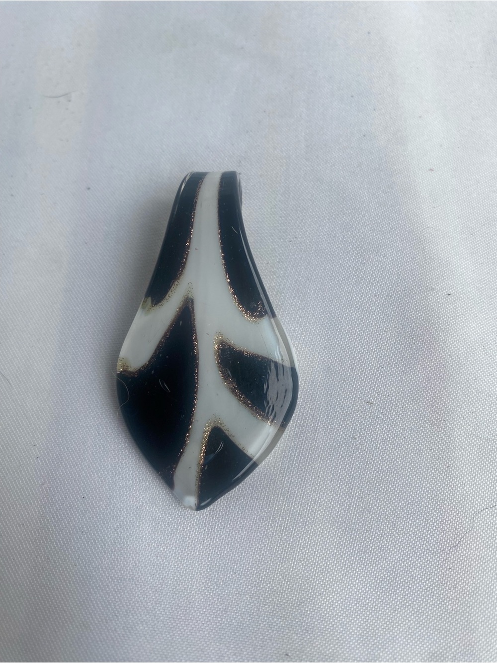 Black and White Glass Leaf Pendant